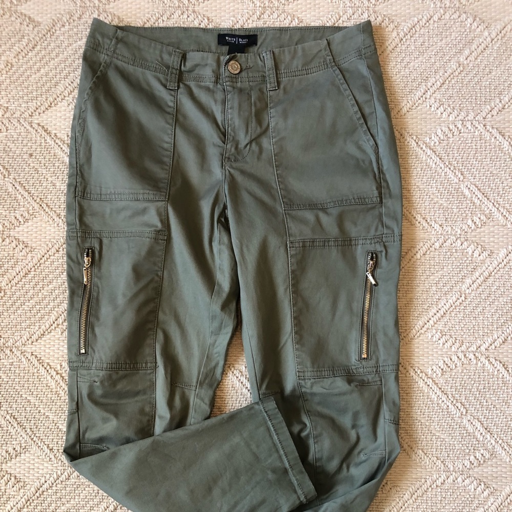 White House Black Market Crop Pants Sz 2